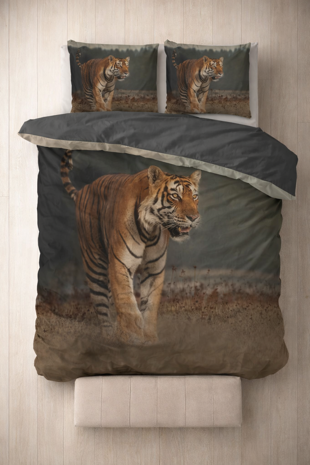 Lenjerie de pat Sleeptime, 1x husa pilota 200x200/220, 2x fete de perna 60x70, Microfibra 100%, Hipoalergenica, model Nature Tiger Taupe, Imprimeu Digital Print, culoare Gri