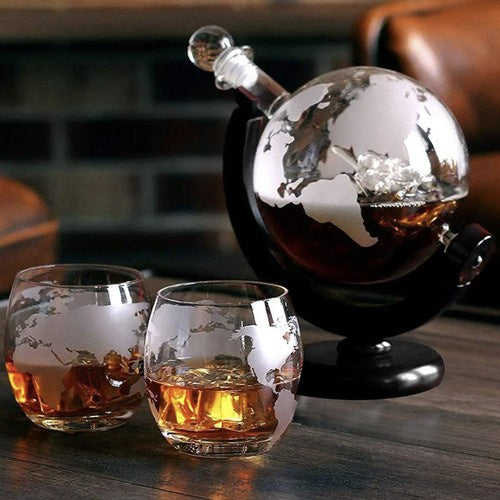 Set pahare si decantor pentru Whisky Malatec, 2 pahare 250 ml, decantor 850 ml, sticla transparenta, stil modern